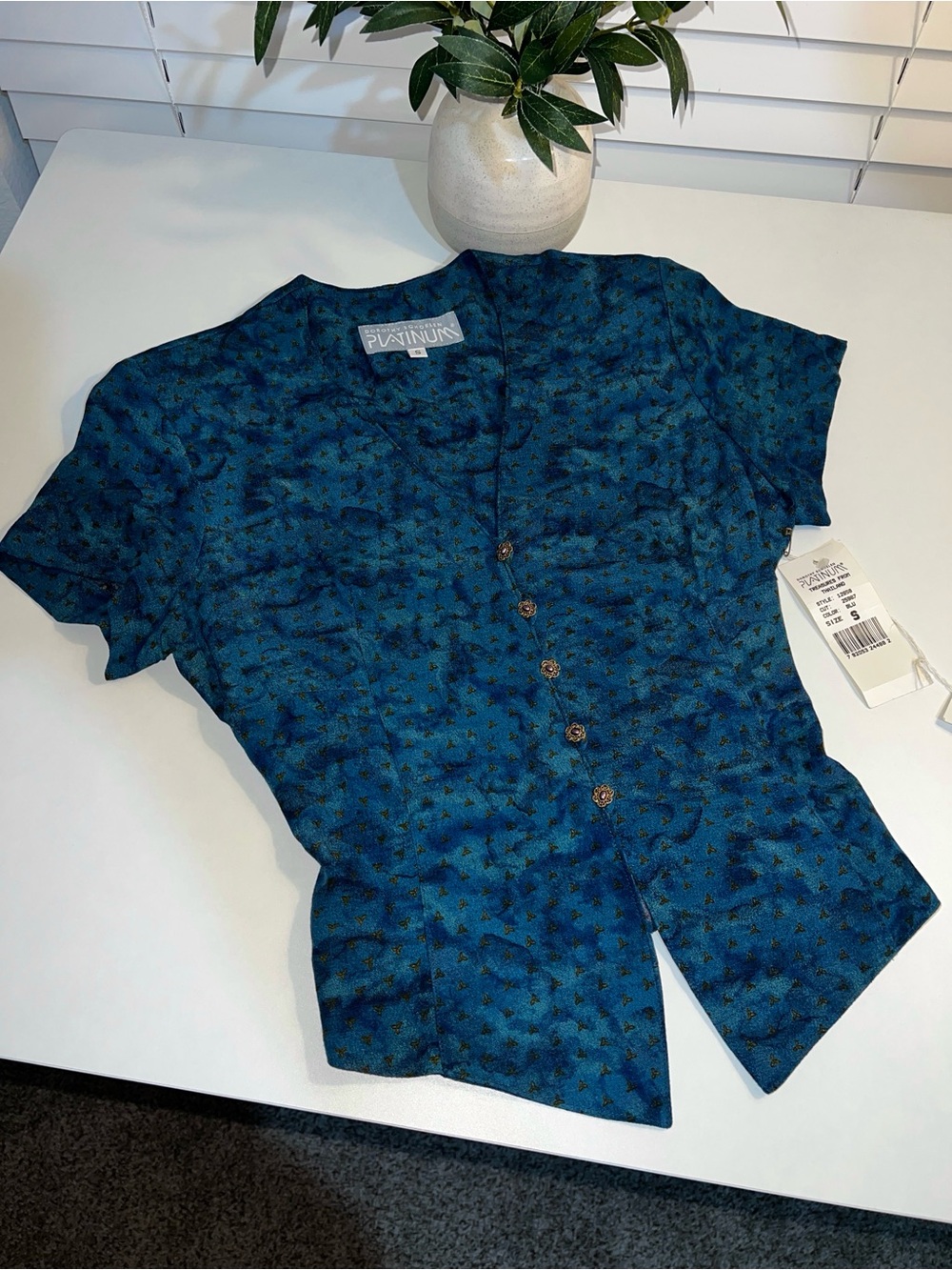 Vintage 90s NWT Dorothy Schoelen Platinum Blue Printed Blouse